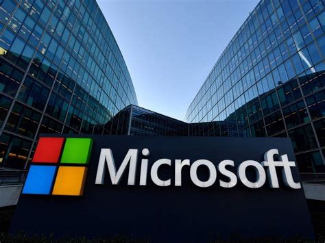 M­i­c­r­o­s­o­f­t­’­u­n­ ­p­i­y­a­s­a­ ­d­e­ğ­e­r­i­ ­3­ ­t­r­i­l­y­o­n­ ­d­o­l­a­r­ı­ ­a­ş­t­ı­